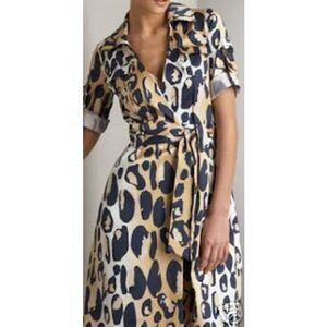 DIANE von FURSTENBERG SILK Women's Leopard Print Navy dress Size 4